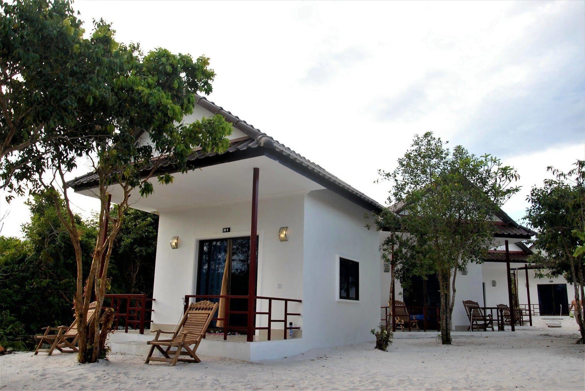 Home Stay Resort Koh Rong Sanloem Exterior photo